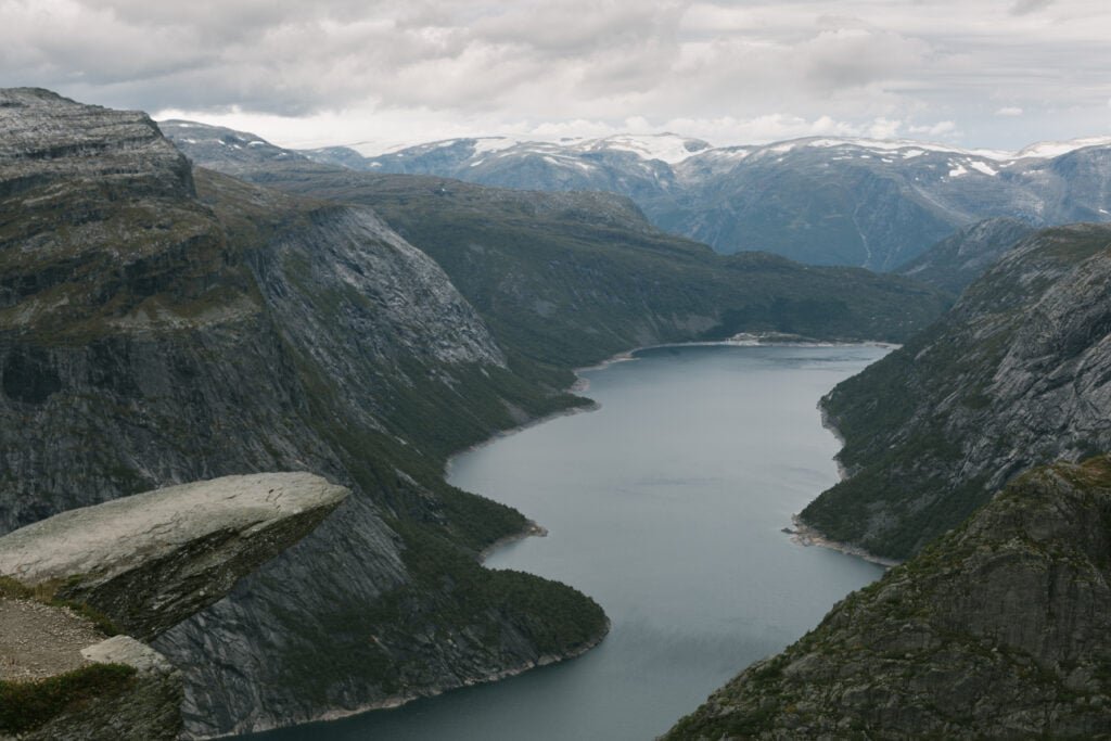 A view of the trolltunga in Norway